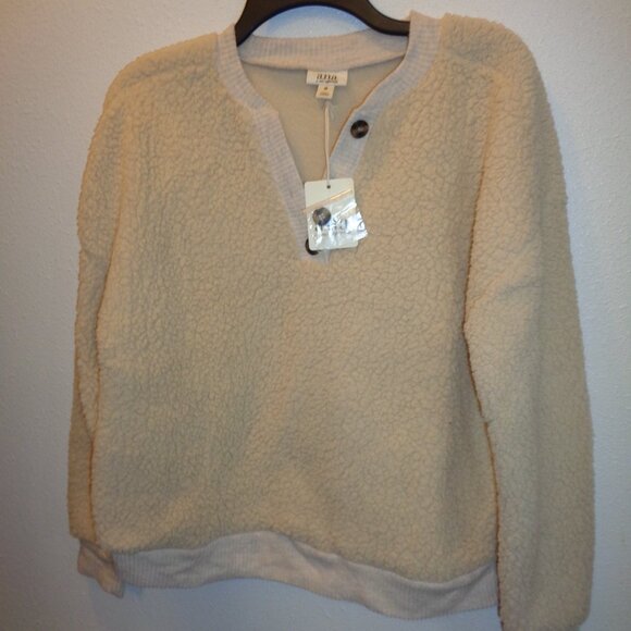 a.n.a. Women's Faux Fur Cream Long Sleeve Polyester Sweater Size Medium NWT - Picture 4 of 10